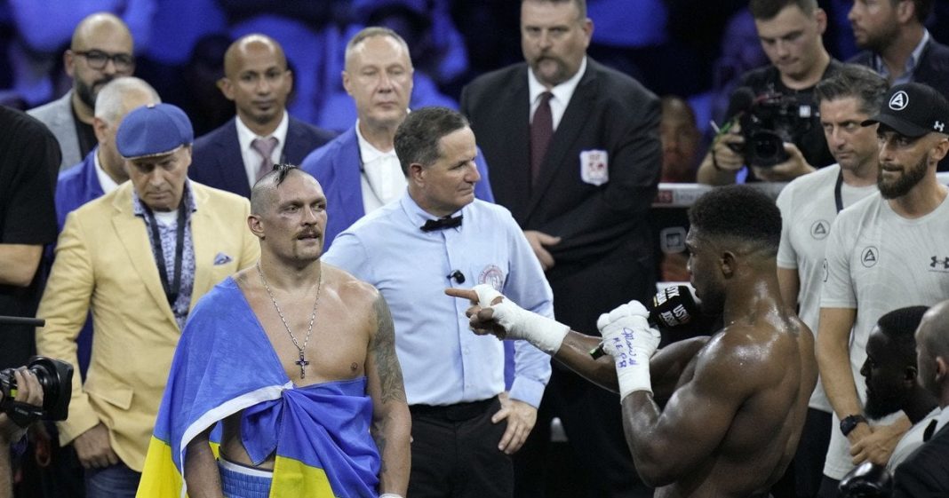Олександр Усик та Ентоні Джошуа
