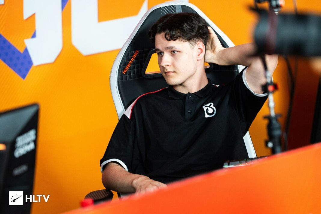 B8 поступається MOUZ — команда виходить у півфінал CS Asia Championship 2026