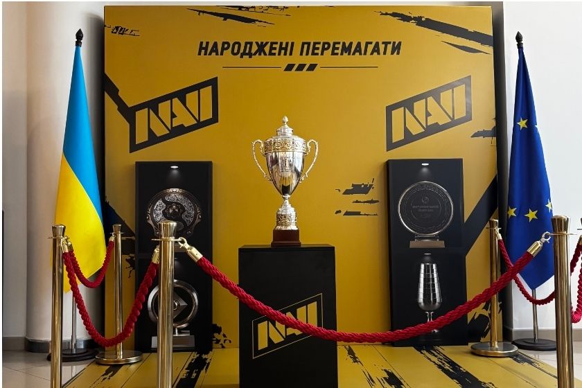 Чемпіонський кубок NAVI у спеціальній фан-зоні команди в готелі «Україна».